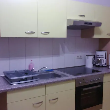 Giesis Wohlfuehloase Homestay *